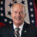 Former Arkansas Gov. Hutchinson gives Mississippi lawmakers tips on streamlining governmentÂ