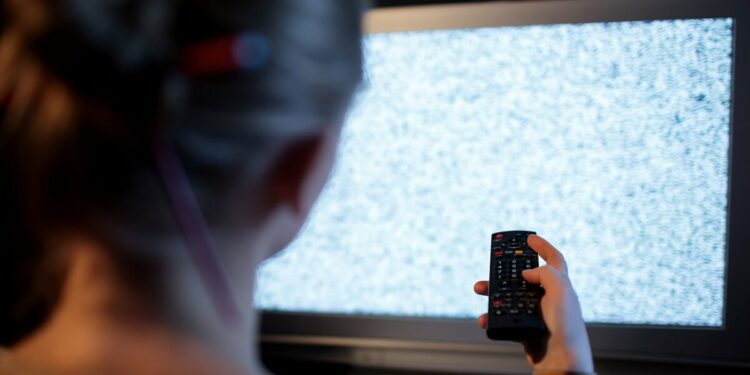 Fox News makes a play for America's shrinking Spanish-language market