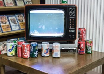 How Many People Own Televisions in 2024? (Ownership Stats) 2024