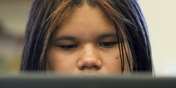 Immigrants to Aurora, Colorado, are welcomed in school, despite politics