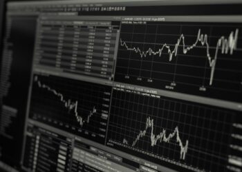 In-Depth Examination Of 13 Analyst Recommendations For CF Industries Holdings - CF Industries Holdings (NYSE:CF)