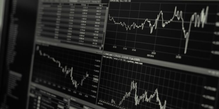 In-Depth Examination Of 13 Analyst Recommendations For CF Industries Holdings - CF Industries Holdings (NYSE:CF)