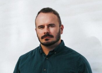 In Latin America, Nostalgia Can Be “One Hell of a Drug”