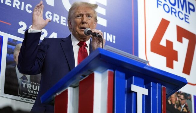 Is Gen. John Kelly Really as 'Dumb,' As Trump Says?