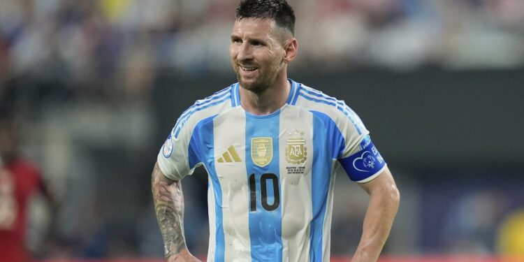Lionel Messi returns to Argentina squad for World Cup qualifiers against Venezuela, Bolivia
