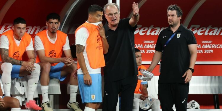 Luis Suárez blasts Bielsa's 'lack of respect' of Uruguay players