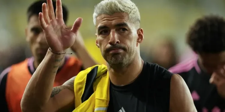 Luis Suárez critica a Marcelo Bielsa por su trato como técnico de Uruguay