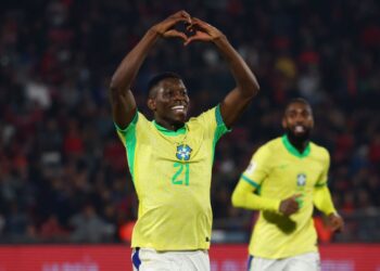 Luiz Henrique the hero for Brazil; Venezuela fight back to draw Argentina