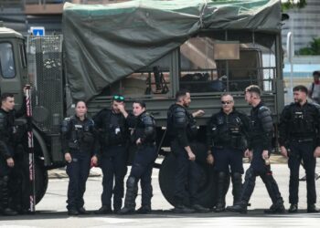 Martinique authorities ban protests following deadly riots over rising prices