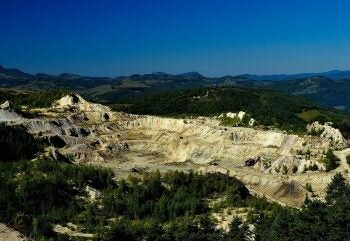 Miata Metals closes acquisition of 79North