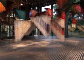 Olga De Amaral Weaves Her Magic Thread At Fondation Cartier