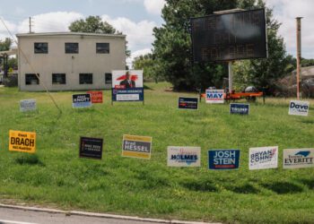 Opinion | The 21 Slivers of America That Could Decide the Election