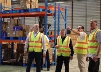 Panamá hub logístico para distribución de repuestos