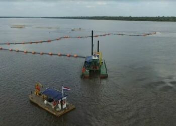 Paraguay's shipping business needs Paraná River dredged as soon as possible — MercoPress