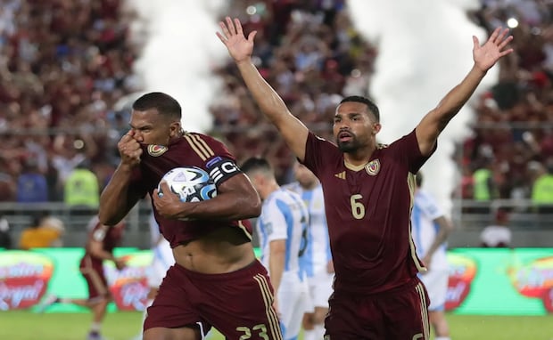 Clasificatorias 2026: Salomón Rondón anota nuevamente y salva de la derrota a Venezuela en Maturín. (Fuente: AFP)