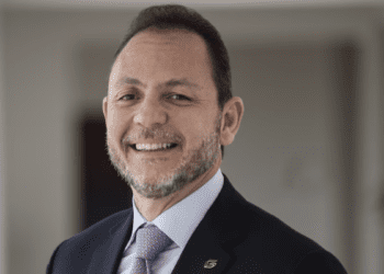 Quién es la asesora del gobierno de El Salvador vinculada a Raúl Gorrín, el testaferro de Maduro