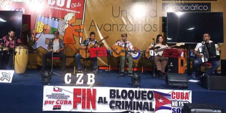 Radio Havana Cuba | Chileans demand end of US blockade against Cuba