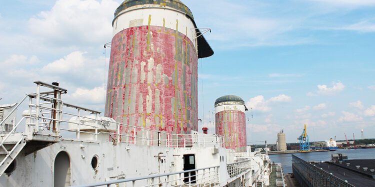 SS United States Funnels