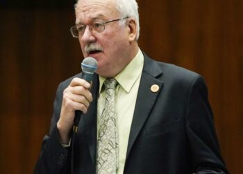 The debate over Arizona's border policing proposition