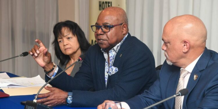 Tourism sector poised for more growth says Bartlett