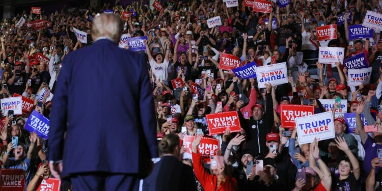 Trump v Harris latest: Daughter of late Republican president endorses vice president | US News
