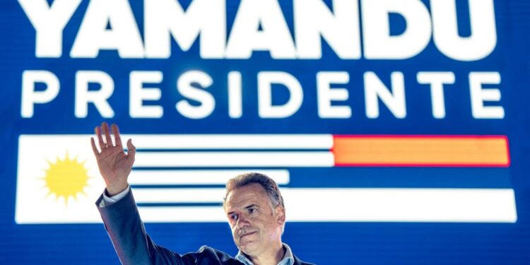 Uruguay Goes to Polls With Investors Wary of Pension Overhaul