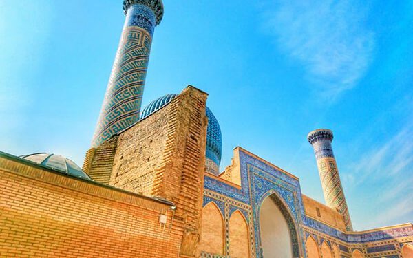 Uztelecom and IIJ develop network security services for Central Asia