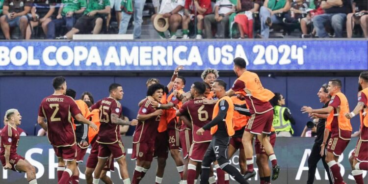 footer bein logo white