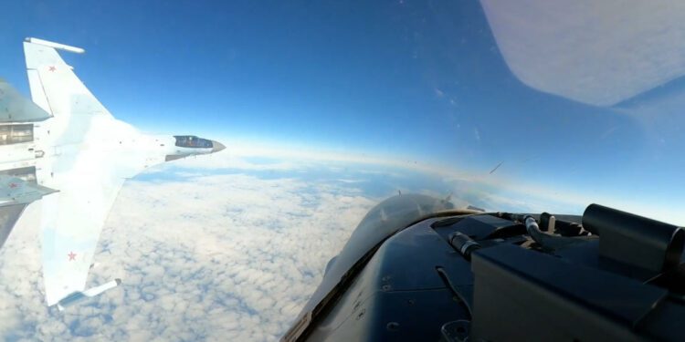 Watch Russian fighter jet fly dangerously close to US F-16