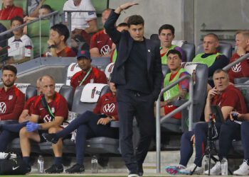 Winning start for Poch's American adventure