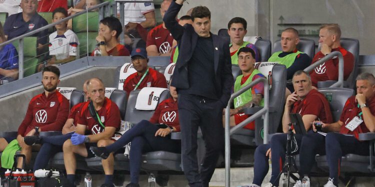 Winning start for Poch's American adventure