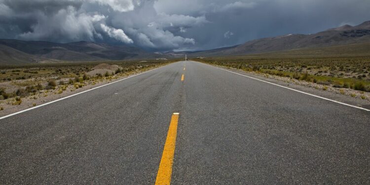 World's longest road broken by planet's most dangerous gap | World | News