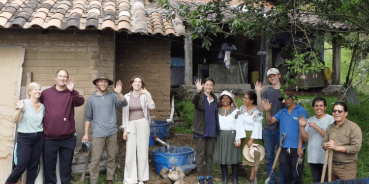 ‘La Siembra’ Captures Service and Connection in Ecuador — The Heights