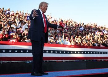 ‘Paradise Lost’: Trump rallies devotees to Make America Great Again in the heart of liberal California