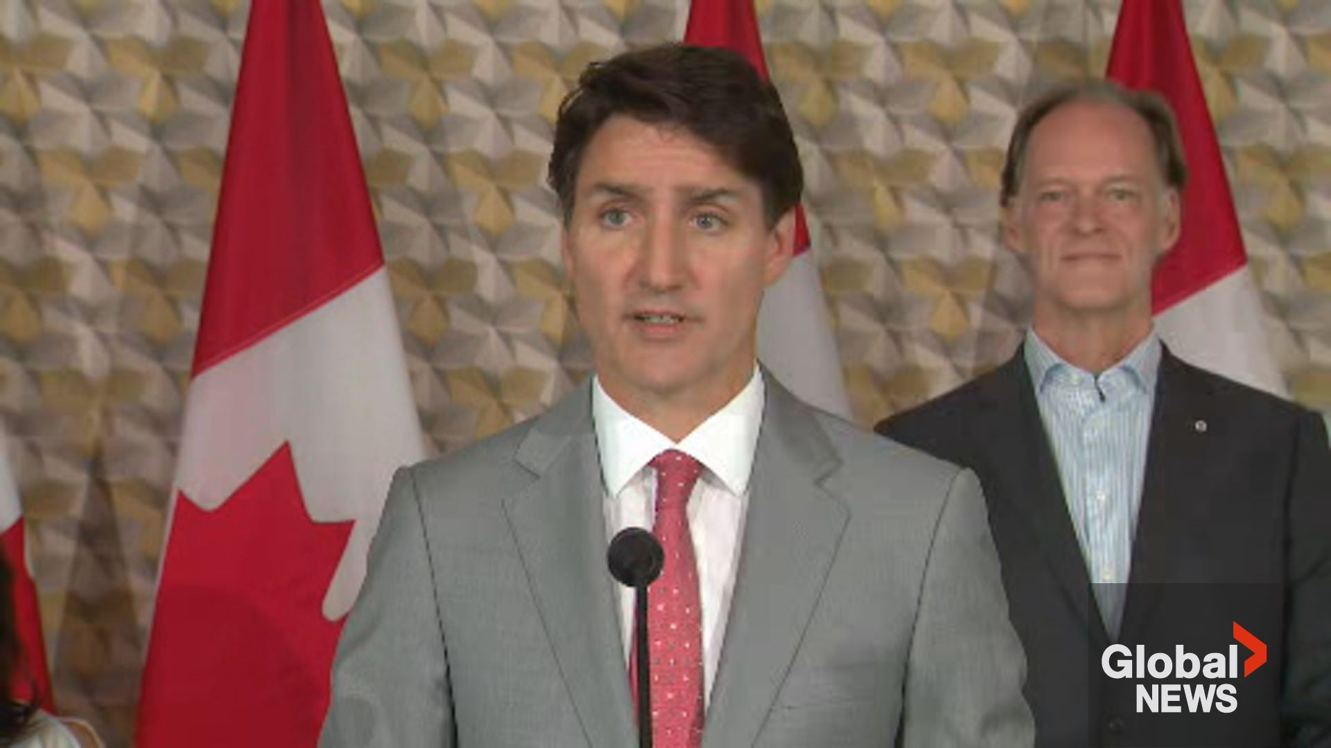 Click to play video: '‘We’ve been here before’: Trudeau says Canada is prepared to renegotiate CUSMA'