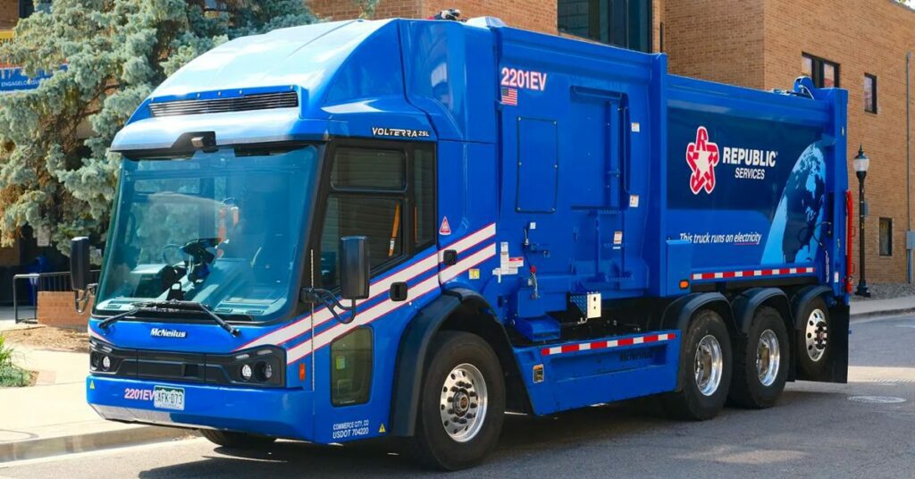 Louisville launches America's first 100% electric garbage truck fleet