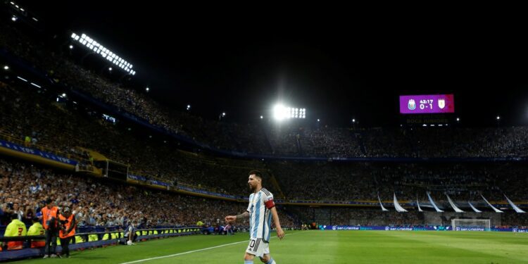 Cambió de sede para Argentina vs. Perú por Eliminatorias: en la Bombonera :: Olé USA