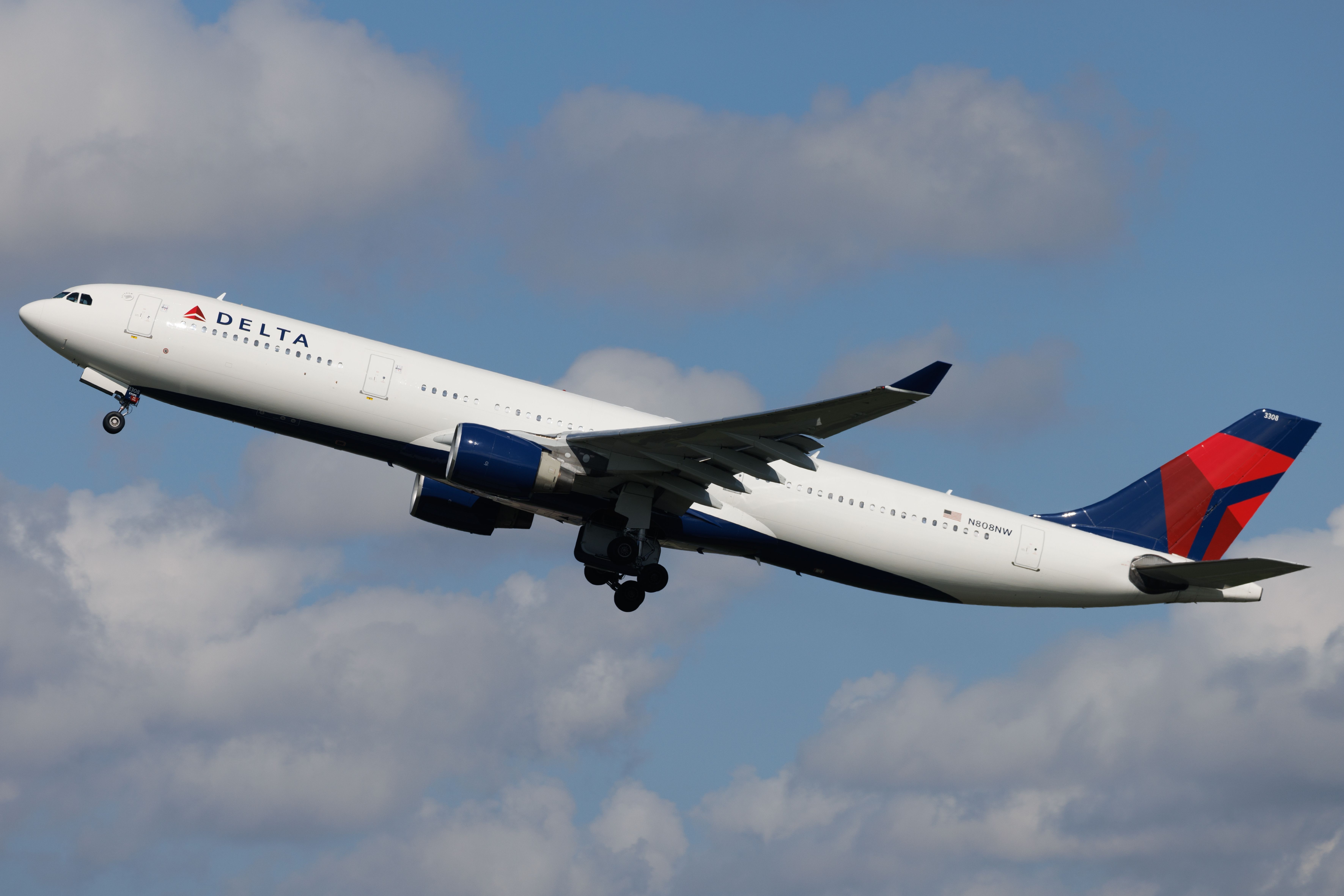 Delta Air Lines Airbus A330-300 (N808NW) taking off.