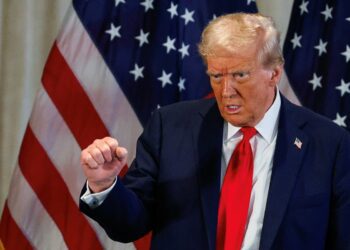 Trump is desperately trying to fix his Puerto Rico crisis. It isn’t going well