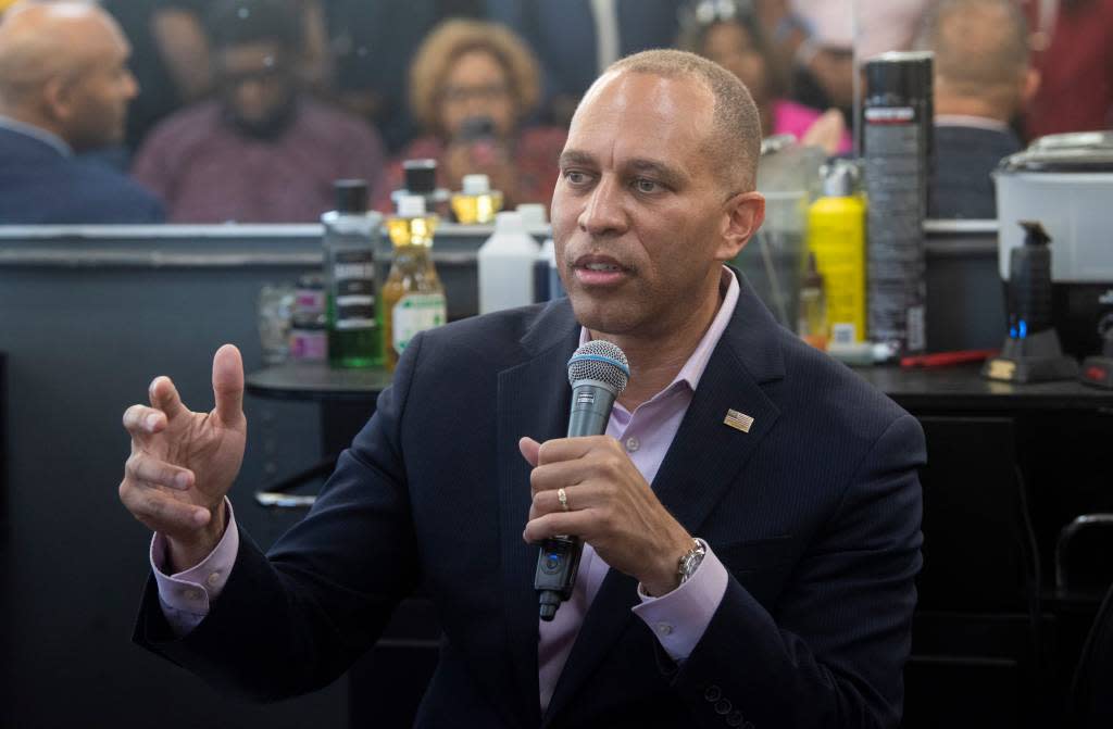 Rep. Hakeem Jeffries (D-NY) is among the top Democrats left to pick up the pieces after his party was badly beaten on Election Day. Jake Crandall/ Advertiser/USA TODAY NETWORK via Imagn Images