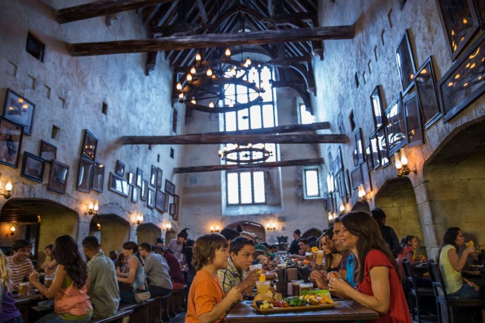 The Leaky Cauldron pub on Diagon Alley (Universal Orlando)