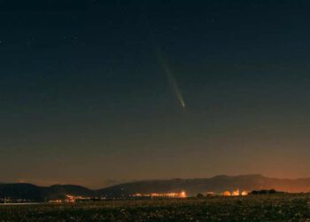 Satellite captures fireball exploding over North America |