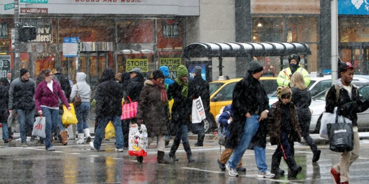 Winter storm to hit America with snow and cold temperatures ahead of Thanksgiving week travel