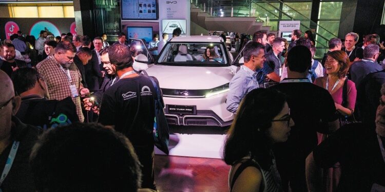 Electric vehicle sales in Latin America zoom - World