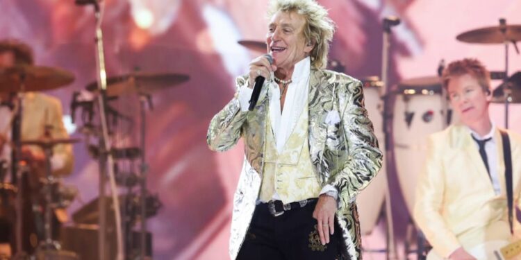 Rod Stewart unveils North American dates for 'One Last Time' tour