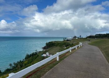 Off-season Bermuda offers full-on beauty, food & fun for winter escapes