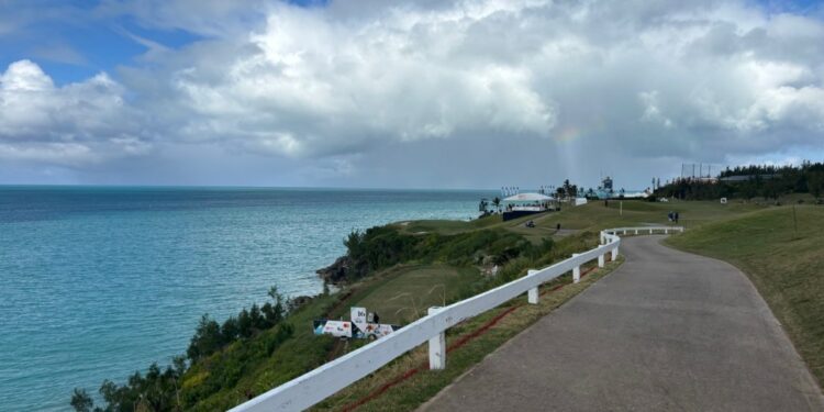 Off-season Bermuda offers full-on beauty, food & fun for winter escapes