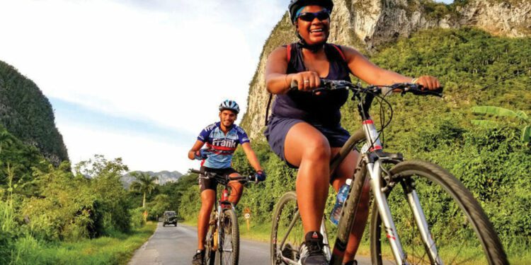 Cuba travel has fresh challenges after disasters: Travel Weekly