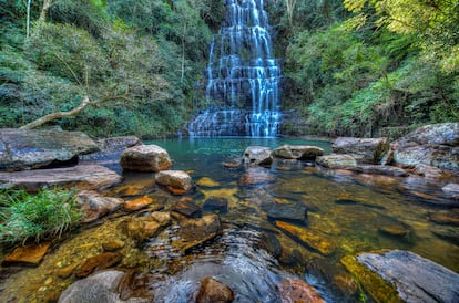 El Salto Cristal, una cascada cerca de localidad paraguaya de La Colmena.