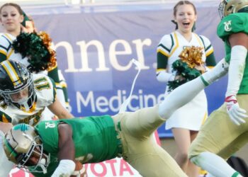 Breaking down 4A Arizona HS football semifinals: Who wins?